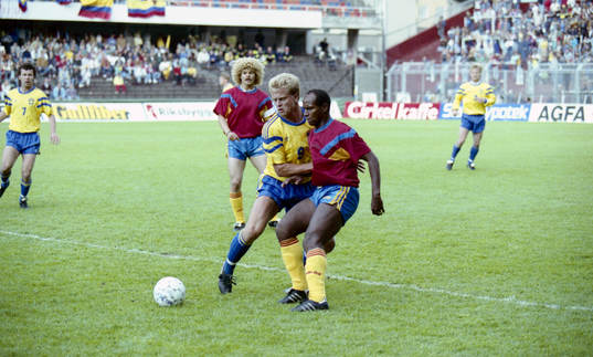 Jonas Thern, Sverige