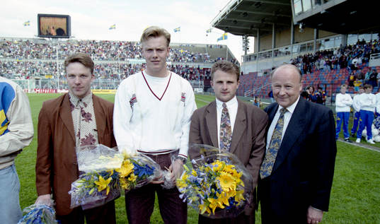 Ishockeyspelarna Charles Berglund, Mats Sundin, Jan