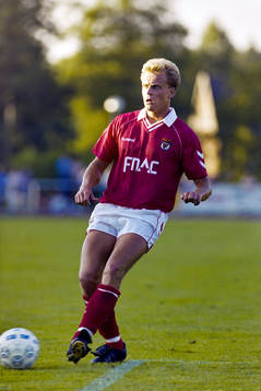 Jonas Thern, Benfica med bollen