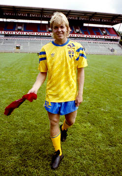 Tomas Brolin, Sverige