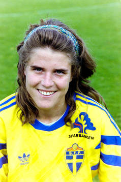 Eva Zeikfalvy