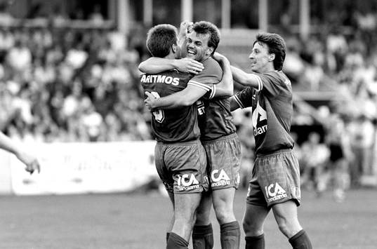 Bläddra bland fler bilder av Fotboll, Höstetran Södra, Mjällby - Helsingborg, 1-3