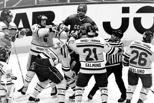 Ulf Samuelsson och Calle Johansson i bråk