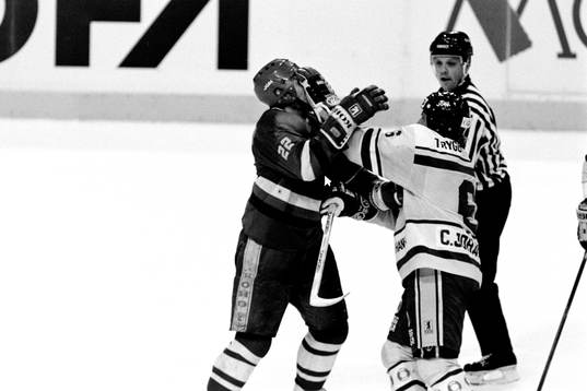 Viacheslav Butsaiev, Sovjet och Calle Johansson, Sverige i