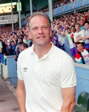 Football, Barclays League Division 1, England, Aston Villa