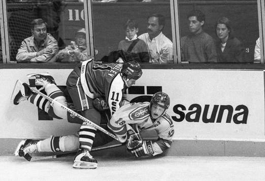 Igor Koroljov, Sovjet och Mats Sundin, Sverige