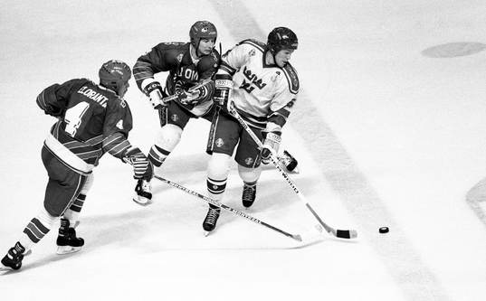 Johan Garpenlöv, Sverige med pucken
