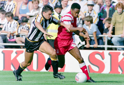Bläddra bland fler bilder av Football, Div 1, Notts County - Liverpool