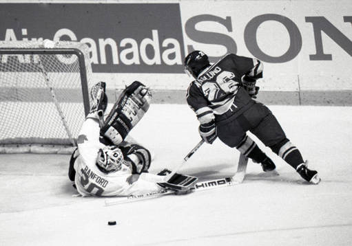 Mats Näslund, Sverige oroar kanadas målvakt Bill Ranford