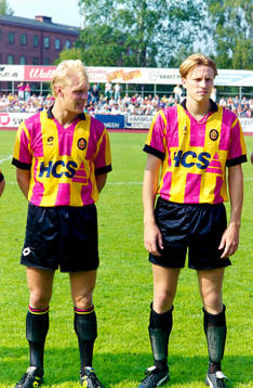Klas Ingesson och Kennet Andersson på en träningsmatch i