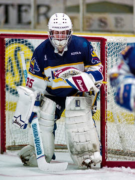 Peter Åslin, målvakt, HV71