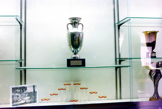 Pokal i ett prisskåp