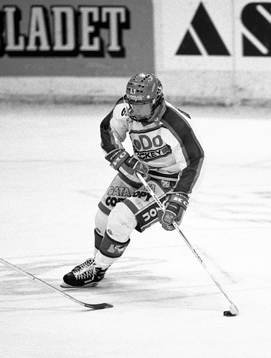 Peter Forsberg, Modo