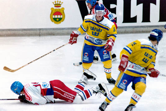 Bengt-Åke Gustafsson, Sverige