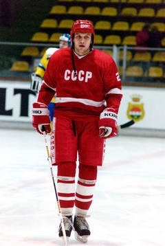 Dmitri Yushkevich, Sovjet