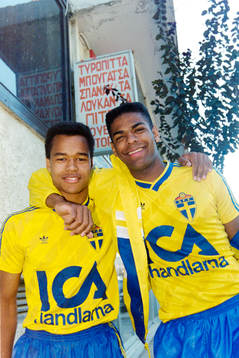 Filip Apelstav och Pascal Simpson, Sverige