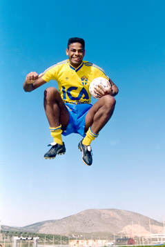 Pascal Simpson, Sverige