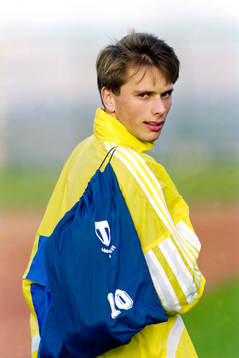 Jonas Axeldal, Sverige