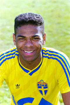Pascal Simpson, Sverige