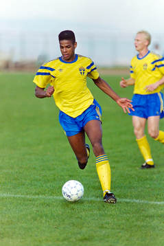 Pascal Simpson, Sverige