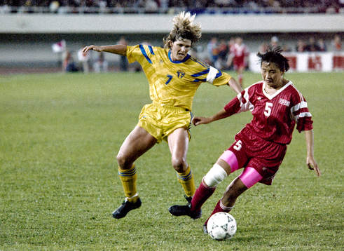 Pia Sundhage, Sverige