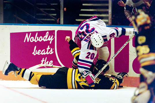 Jan Erixon, New York Rangers i kamp vis sargen