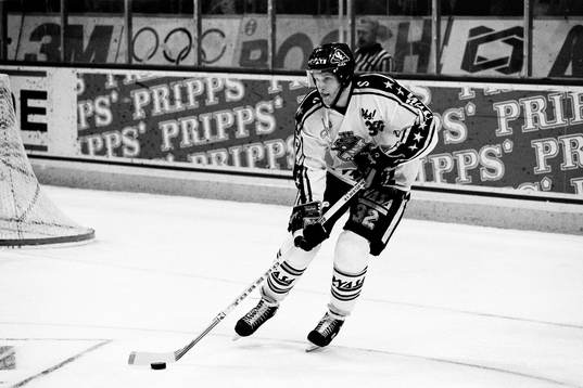 Niclas Sundblad, AIK med pucken