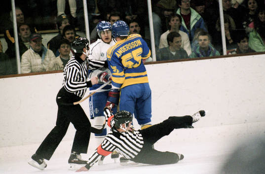 Peter Andersson, Sverige. bråkar med Raimo Helminen,