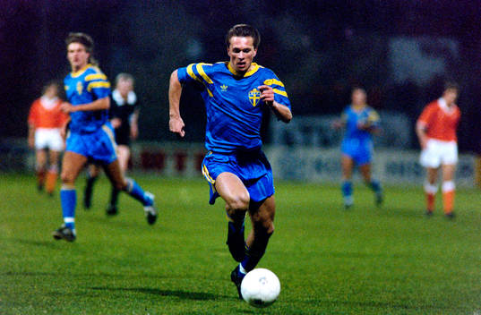 Jonas Axeldal, Sverige
