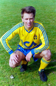 Jonas Axeldal, Sverige