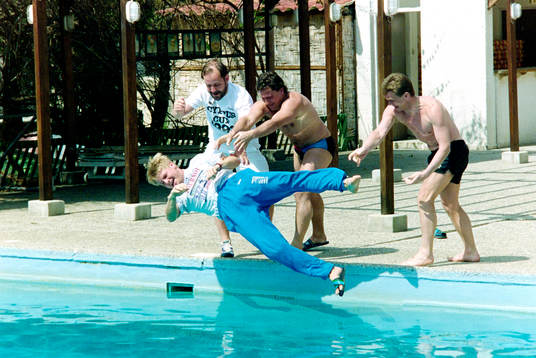 Eddie Cederberg, Magnus Eek och Anders Linderoth kastar