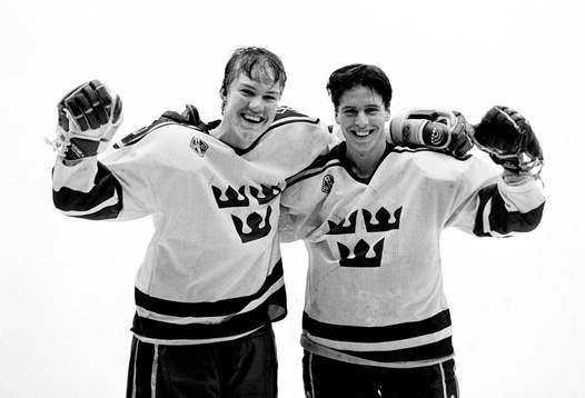 Bläddra bland fler bilder av Ishockey, Junior, EM, Sverige - OSS, 3-1