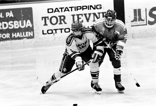 Daniel Johansson, Sverige med pucken