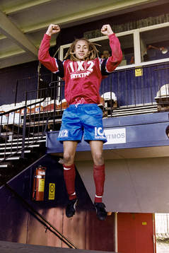 Tremålsskytten Henrik Larsson, Helsingborg jublar