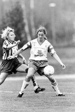 Malin Andersson, Vä med bollen