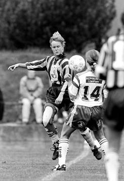 Malin Andersson, Vä i kamp om bollen