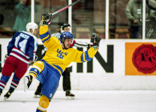 Peter Ottosson, Sverige, jublar