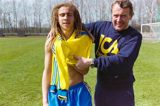 Henrik Larsson och Nils Andersson, förbundskapten, Sverige