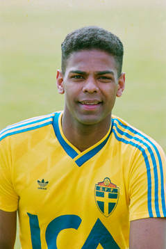 Pascal Simpson, Sverige