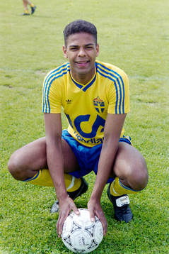Pascal Simpson, Sverige