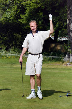 Thomas Ravelli, Sverige spelar golf