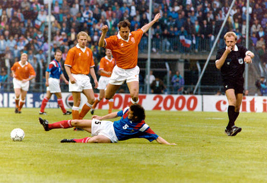 Laurent Blanc, Frankrike stoppar en holländare