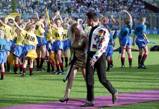 Invigning av mästerskapet. Towe Jaarnek och Peter Jöback