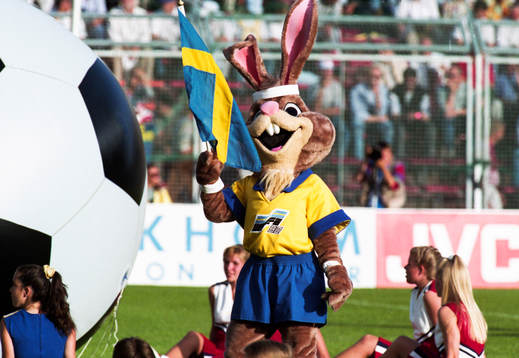 Maskot på planen