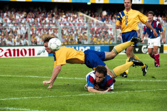 Jan Eriksson, Sverige faller över en fransman