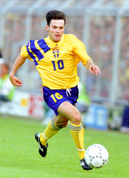 Anders Limpar of Sweden