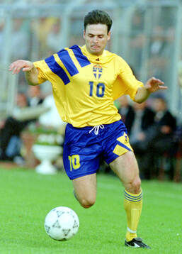 Anders Limpar of Sweden