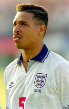 Englands Des Walker