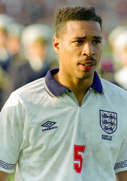 Englands Des Walker