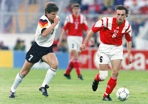 Bläddra bland fler bilder av Football, EURO 92, CIS - Germany